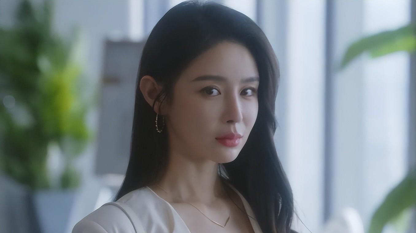 凭《苍兰诀》出名,在《无所畏惧》称王,"整容脸"程梓太猛了_程子_服装