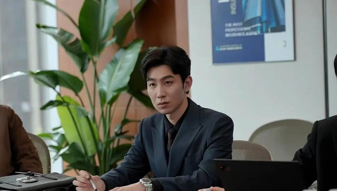 《故乡,别来无恙》:笑话刘枫,成为刘枫,羡慕刘枫_刘峰_张培_剧中