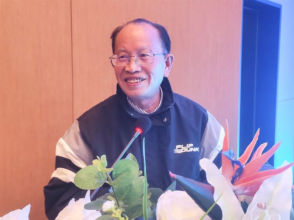 王久源教授在致辞中表示,自1993年四川省第一个男科科室在成都中医药