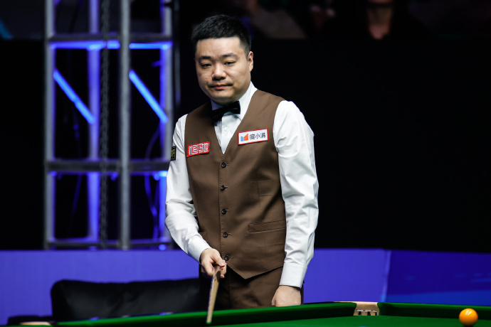 丁俊晖冲15冠 220万巨奖,140-0,122-5,丁主任2连胜剑指冠军_比赛_中冠