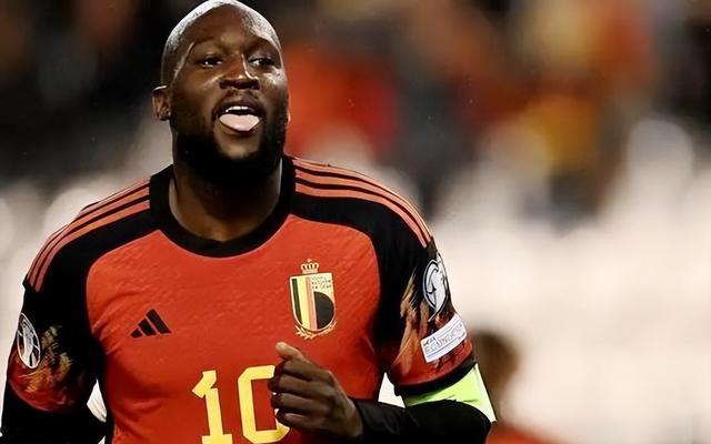 20分钟大四喜!卢卡库火力全开助比利时反超,c罗金靴岌岌可危!_比赛_欧