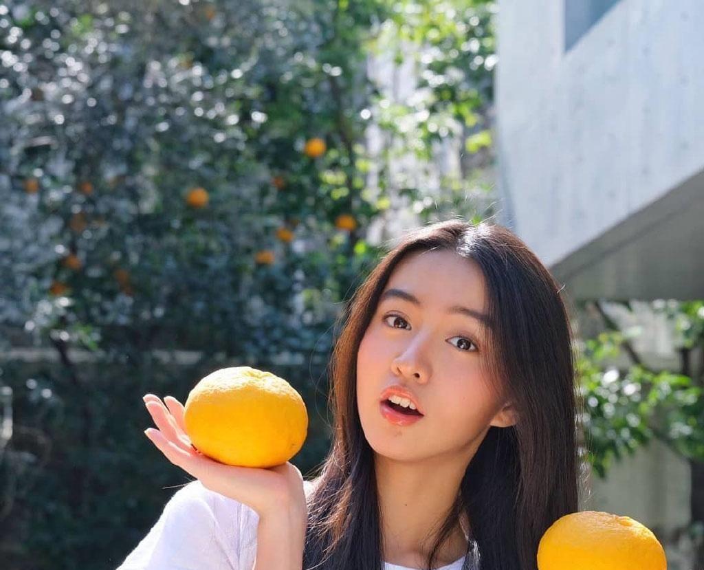 木村心美和木村拓哉是木村拓哉的两个女儿.他们有不同的性格.