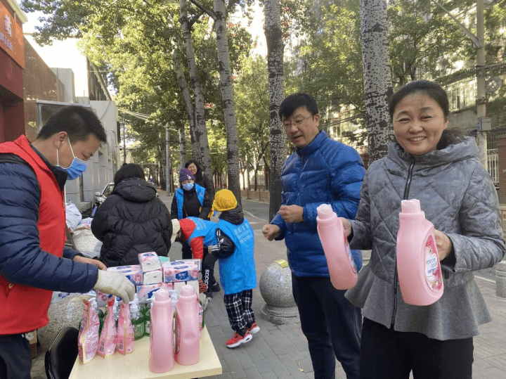 團結湖街道各社區持續開展