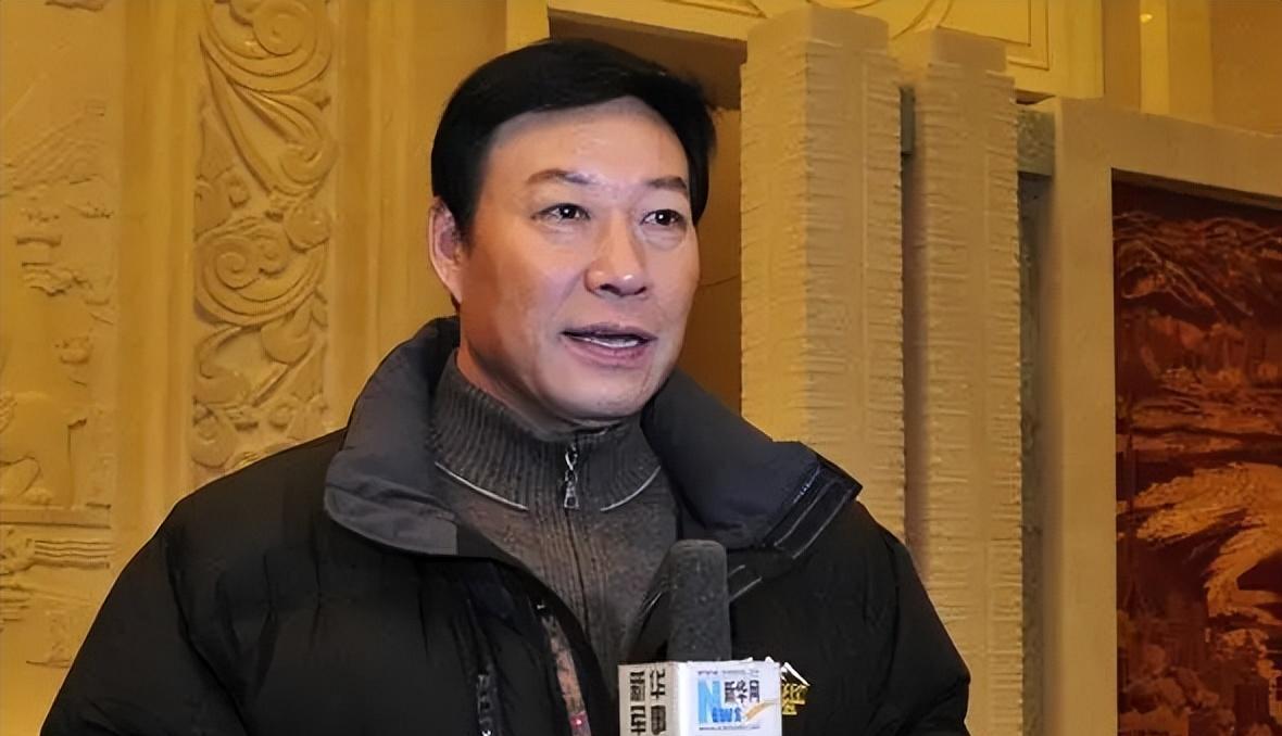 从春晚爆红到销声匿迹,靠着小品出名的魏积安,为何突然消失了?