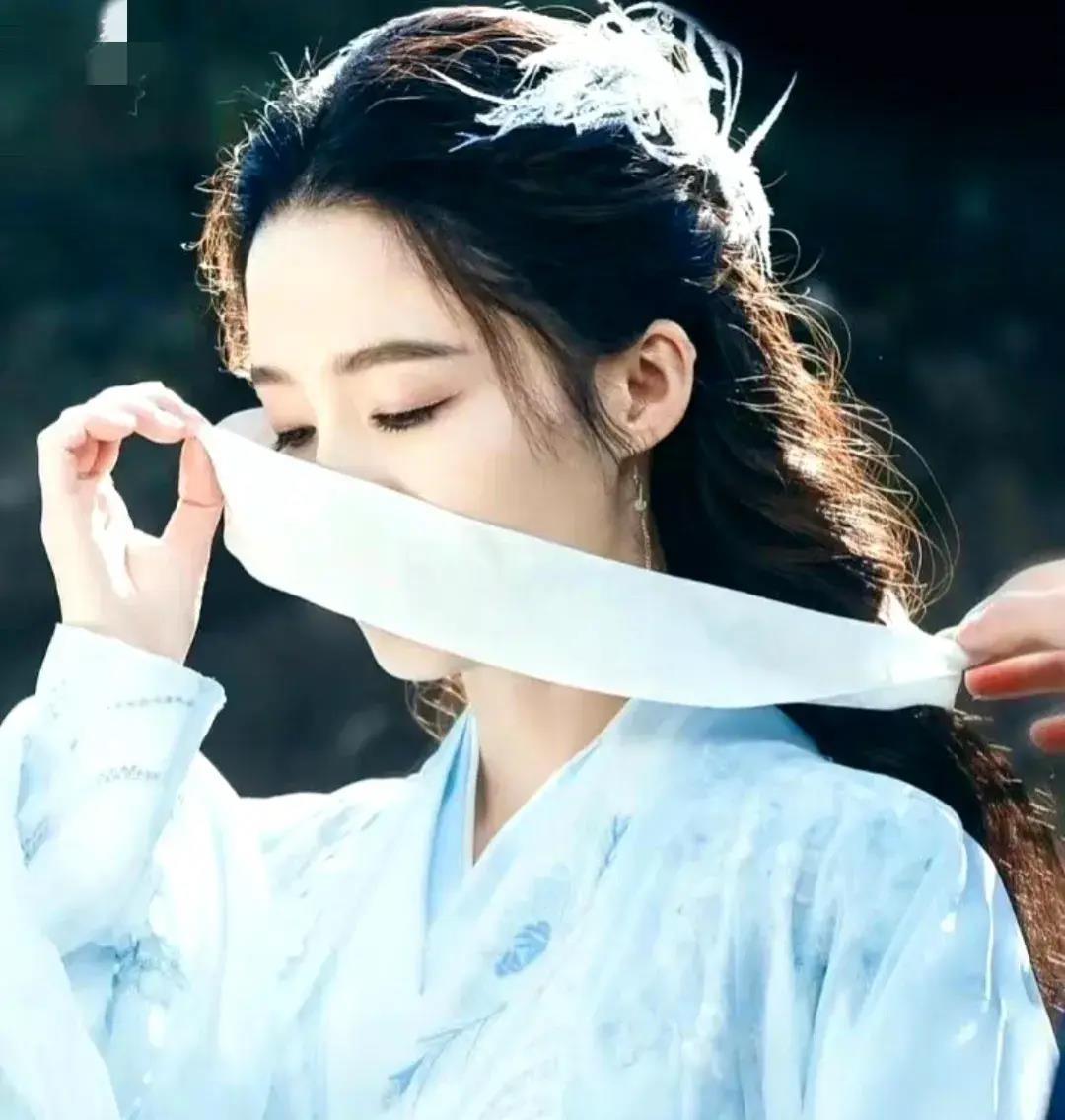 杨紫 陈冠希 李沁 肖战 易烊千玺 杨幂 刘诗诗 吴亦凡 王艳_古装_乔欣