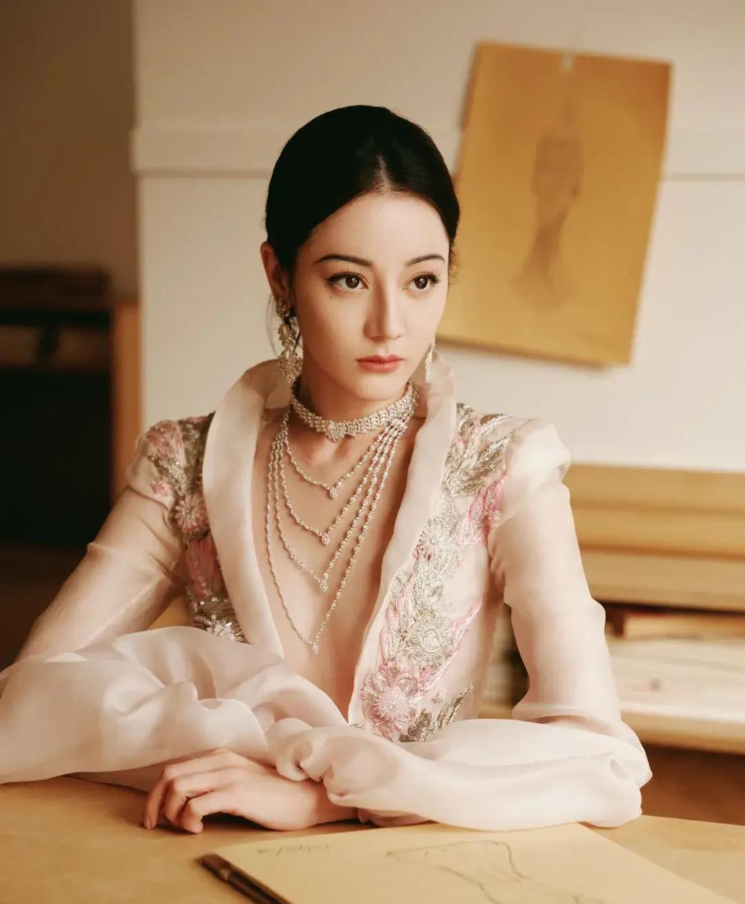 24娱乐瓜:杨紫任嘉伦唐嫣张艺兴热巴刘诗诗刘宇宁吴秀波丞磊_关山