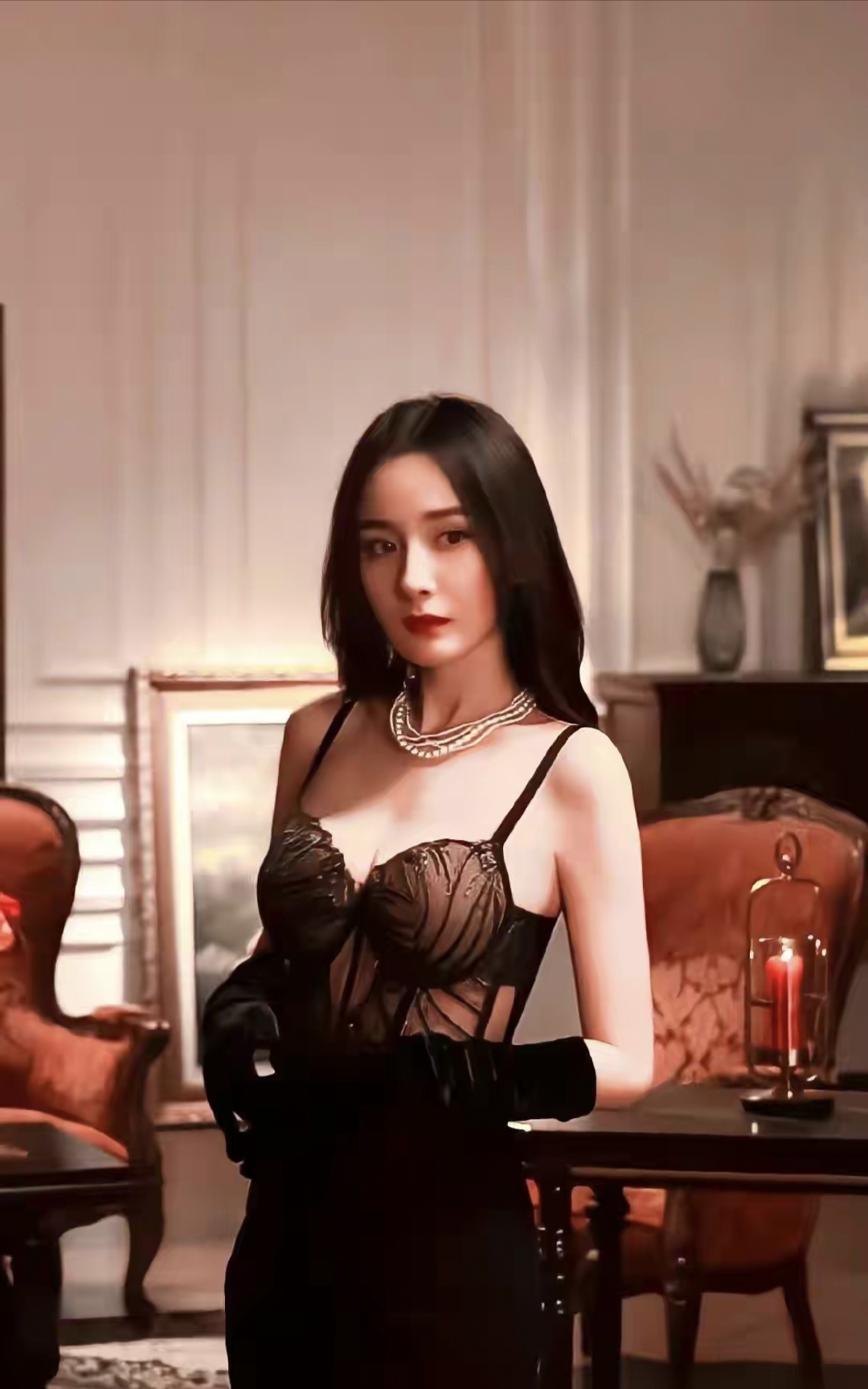 杨幂维密大片曝光,身材火辣引人,让网友"欲罢不能",不愧是大幂幂_演艺