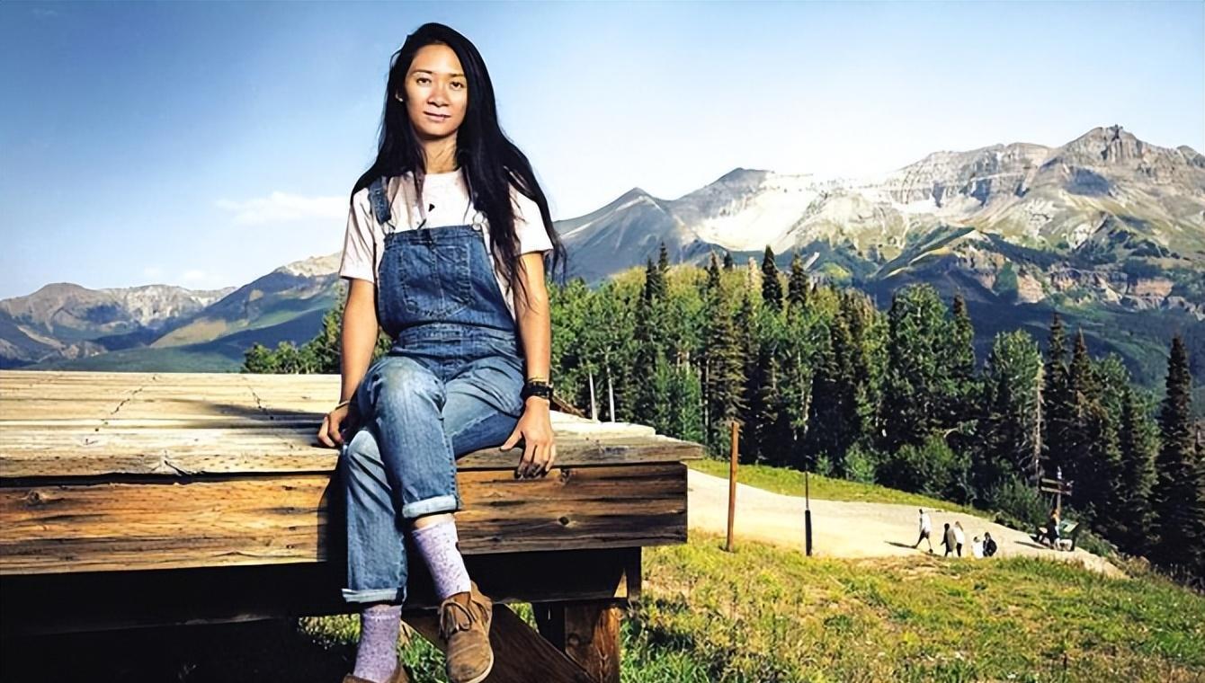 赵玉吉的女儿赵婷十几岁,对父亲的新婚姻充满怨恨.