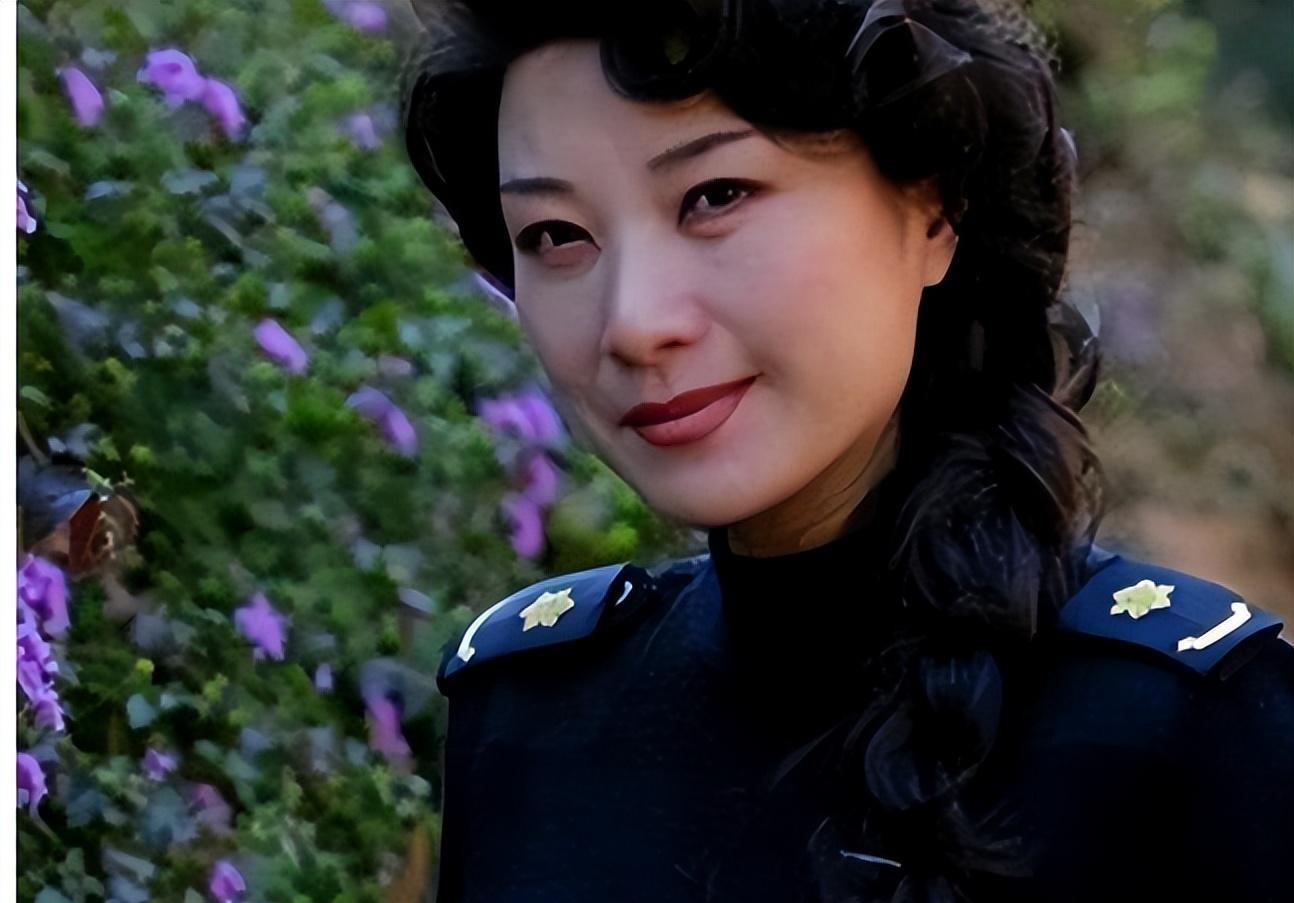 王静_角色_表演