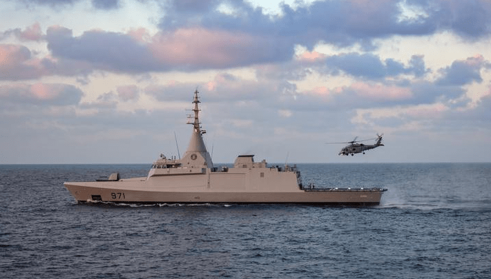 中国新一代2000吨级护卫舰亮相,解放军自用?还是出口?