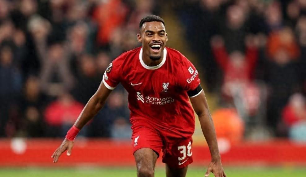 哈曼:赫拉芬贝赫现在表现很好,很好奇他在拜仁为何没有位置_利物浦