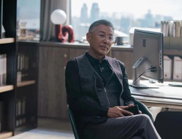 无人问津的濮存昕,不知道扯下了多少流量演员的"遮羞布"_观众们_演技