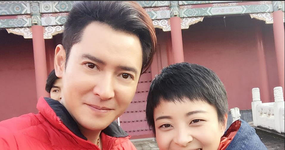 演员韩栋:我这辈子最正确的决定,就是娶了经纪人为妻_生活_工作_父母