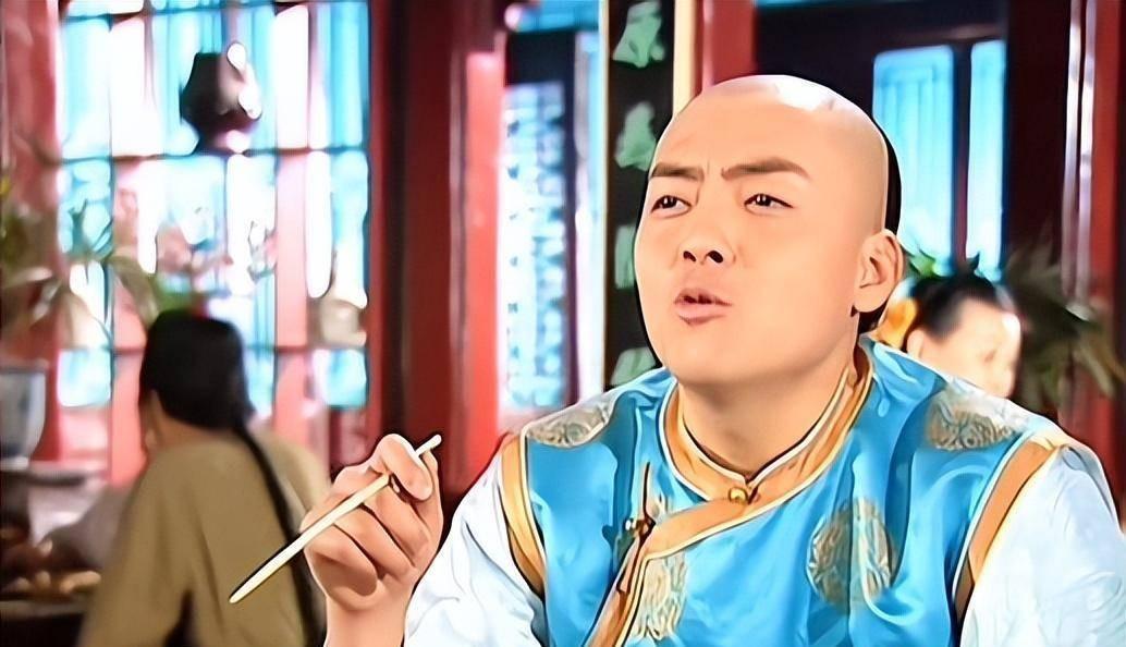 朱宏嘉,《还珠格格》中萧剑的扮演者,中年肿成发面馒头,可惜了_传闻