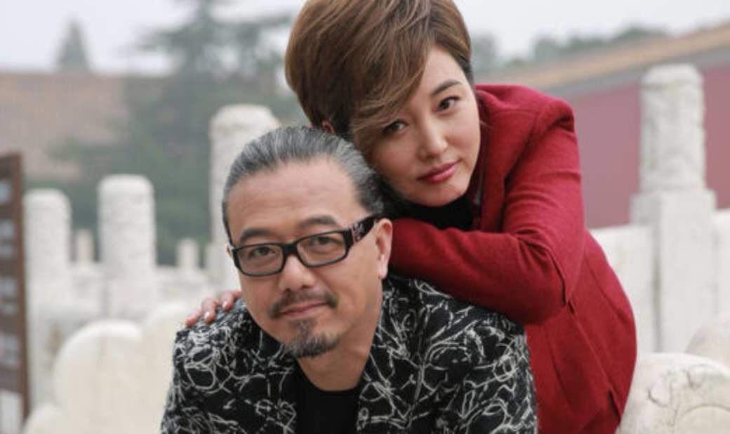 撞脸倪萍和凯丽,出道27年不温不火,但她却拥有精彩的人生故事