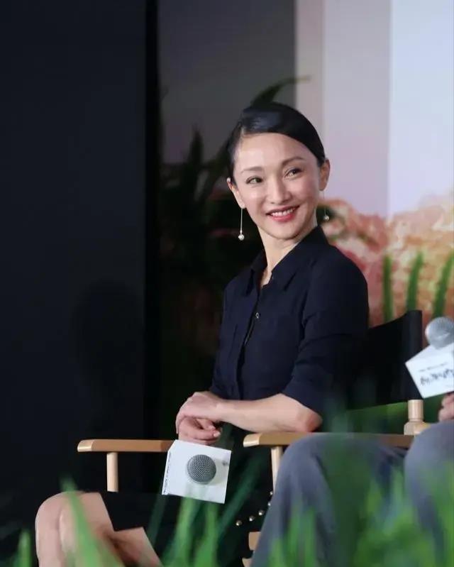 周迅惊艳重现"好多人啊"名场面!网友直呼"好多人啊"什么梗?