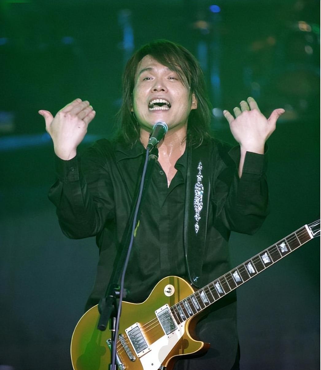 大家都在关注伍佰演唱会退票,而我看到了高额的门票费_评论_消费_票价