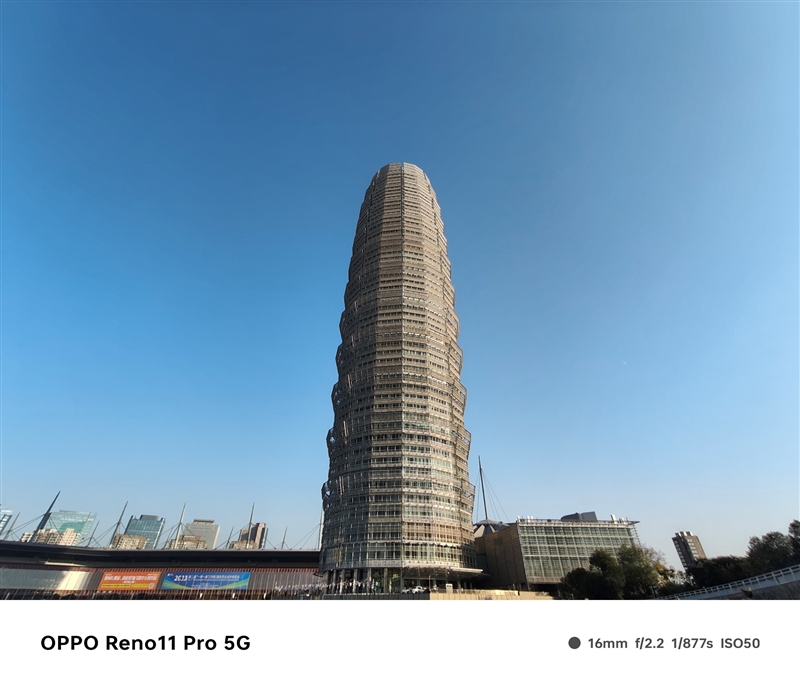 同价位唯一标配人像镜头 拍出单反级质感人像如此轻松！OPPO Reno11 Pro评测(图14)