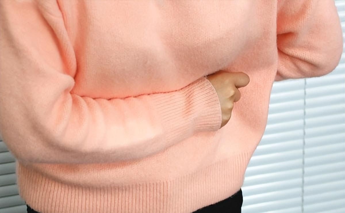 小学生来例假找老师反被拒,提前做好青春期教育有多重要?