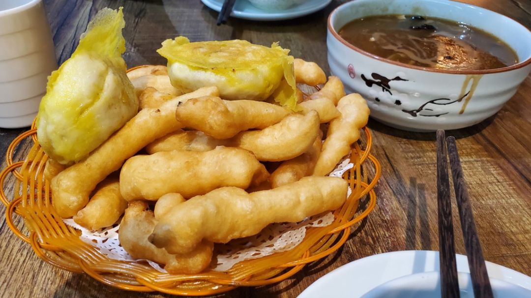 (不是胡辣湯)_油饃_食物_小麥