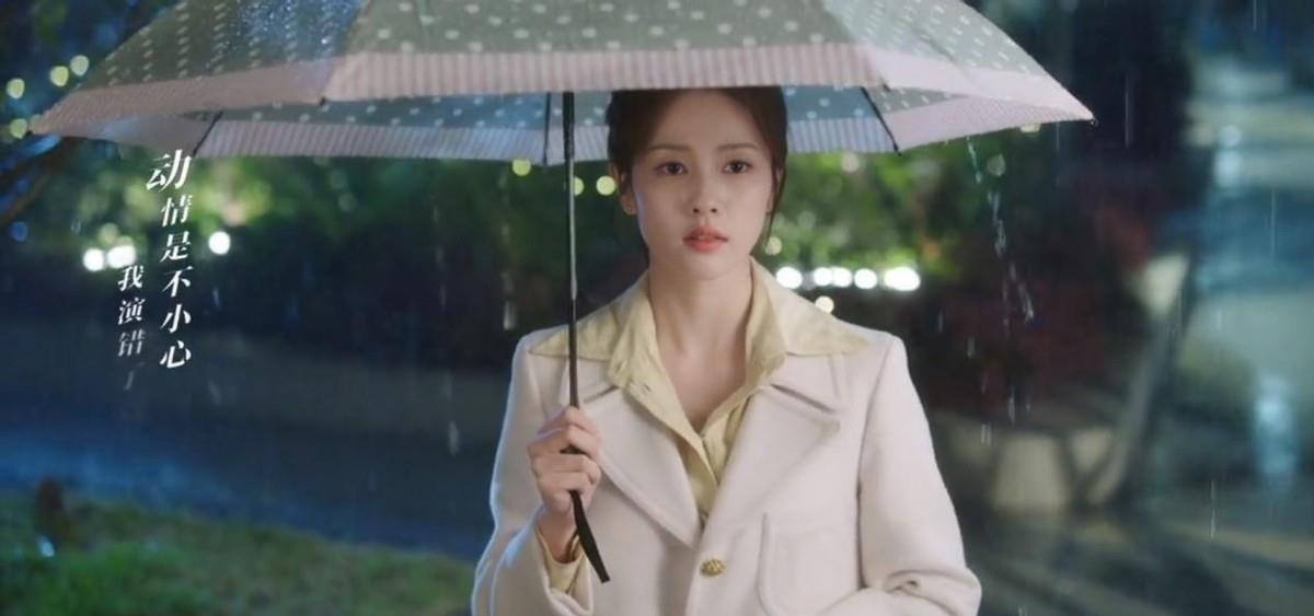 舍不得科技眉,腻子脸,就别硬演"女扮男装"了,你是当观众瞎吗_景甜