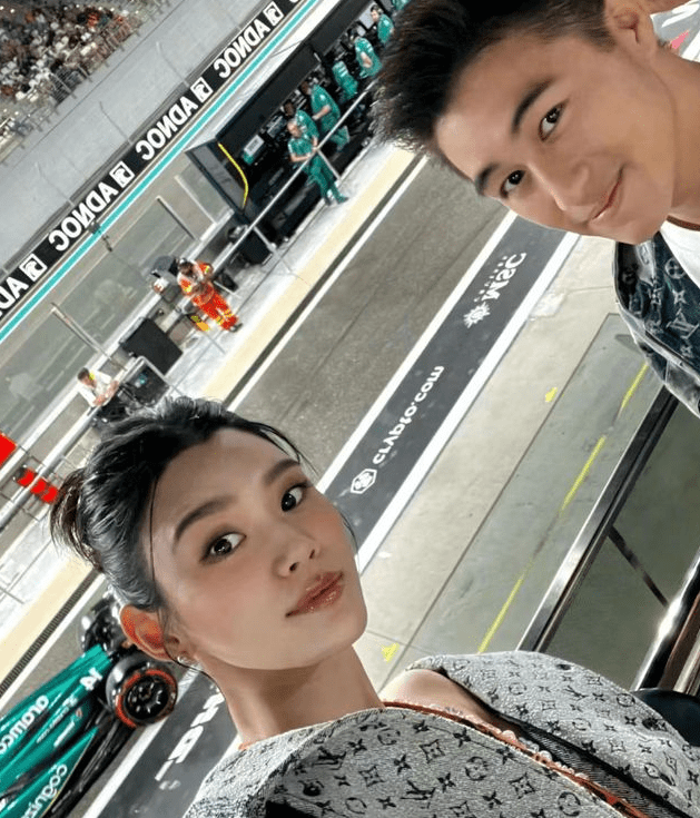 奚梦瑶何猷君亮相赛车场,甜蜜合照,cp感十足!_婚礼_网友_何超欣