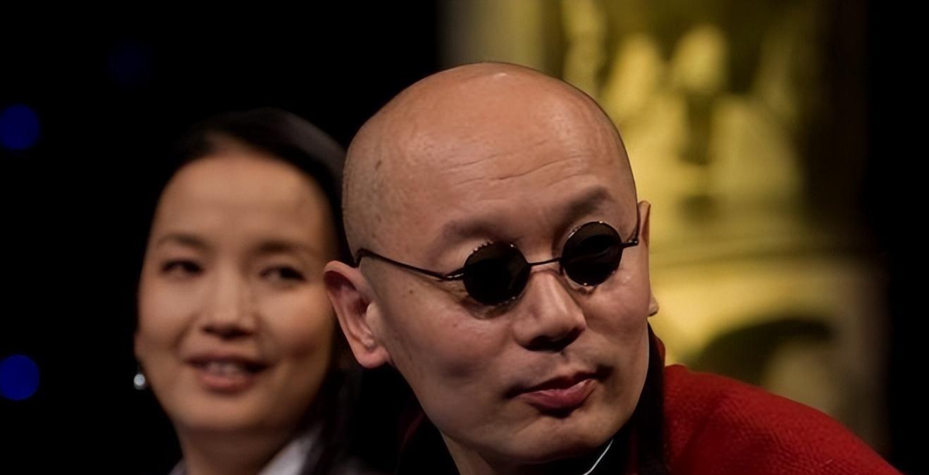 妹妹远在美国,父母也已离世,如今66岁无儿无女的葛优怎么样了?