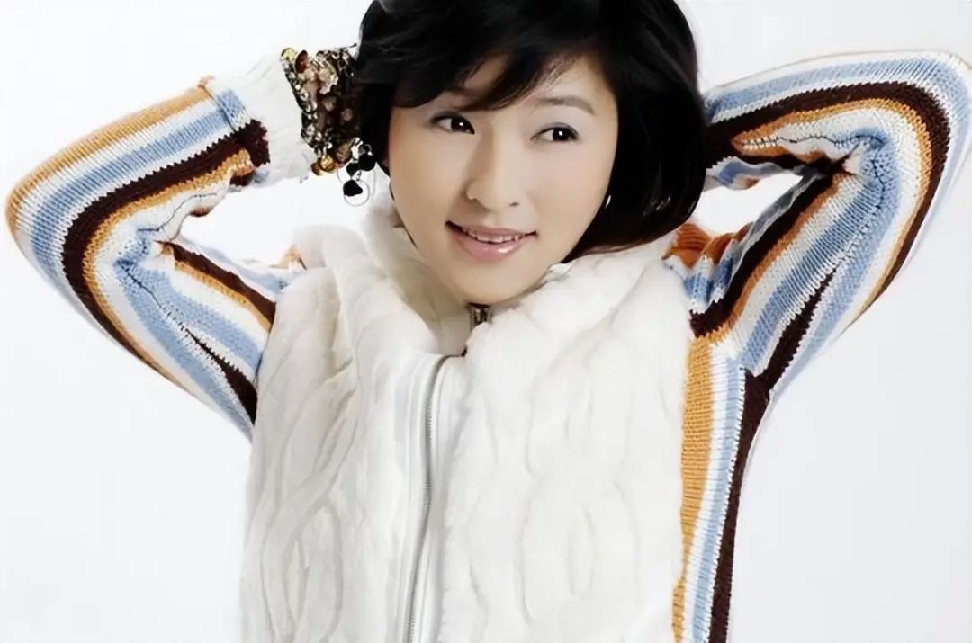 "晓娥"魏小军:40岁走红,45岁"消失",如今新身份惊艳众人_表演_角色