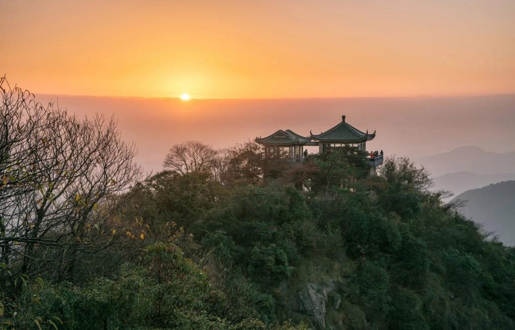 湖州莫干山风景名胜区:旭光台的美丽与魅力