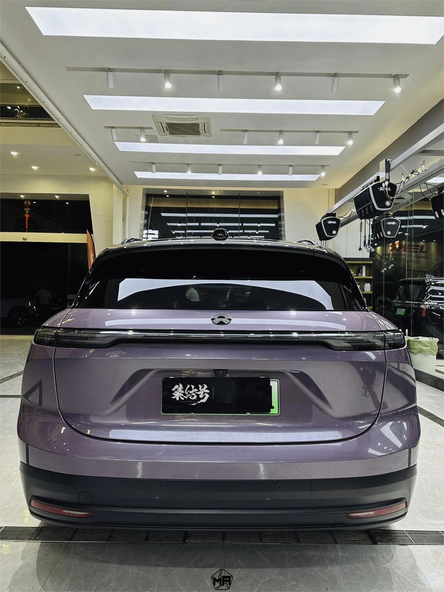 蔚来es6矩阵改色膜灵境紫,神秘的色调