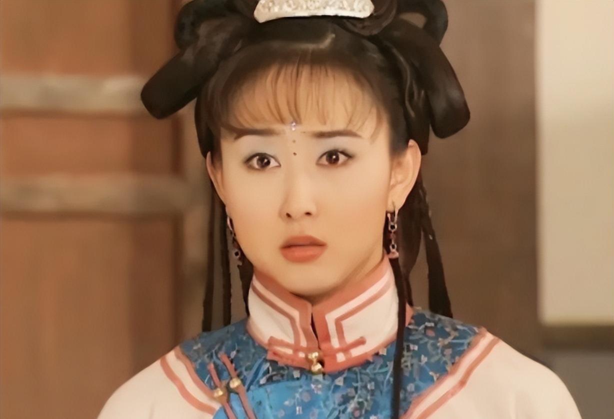 "苏茉儿"由女演员胡静饰演,虽是配角戏份可不少,她也凭借这个角色获得