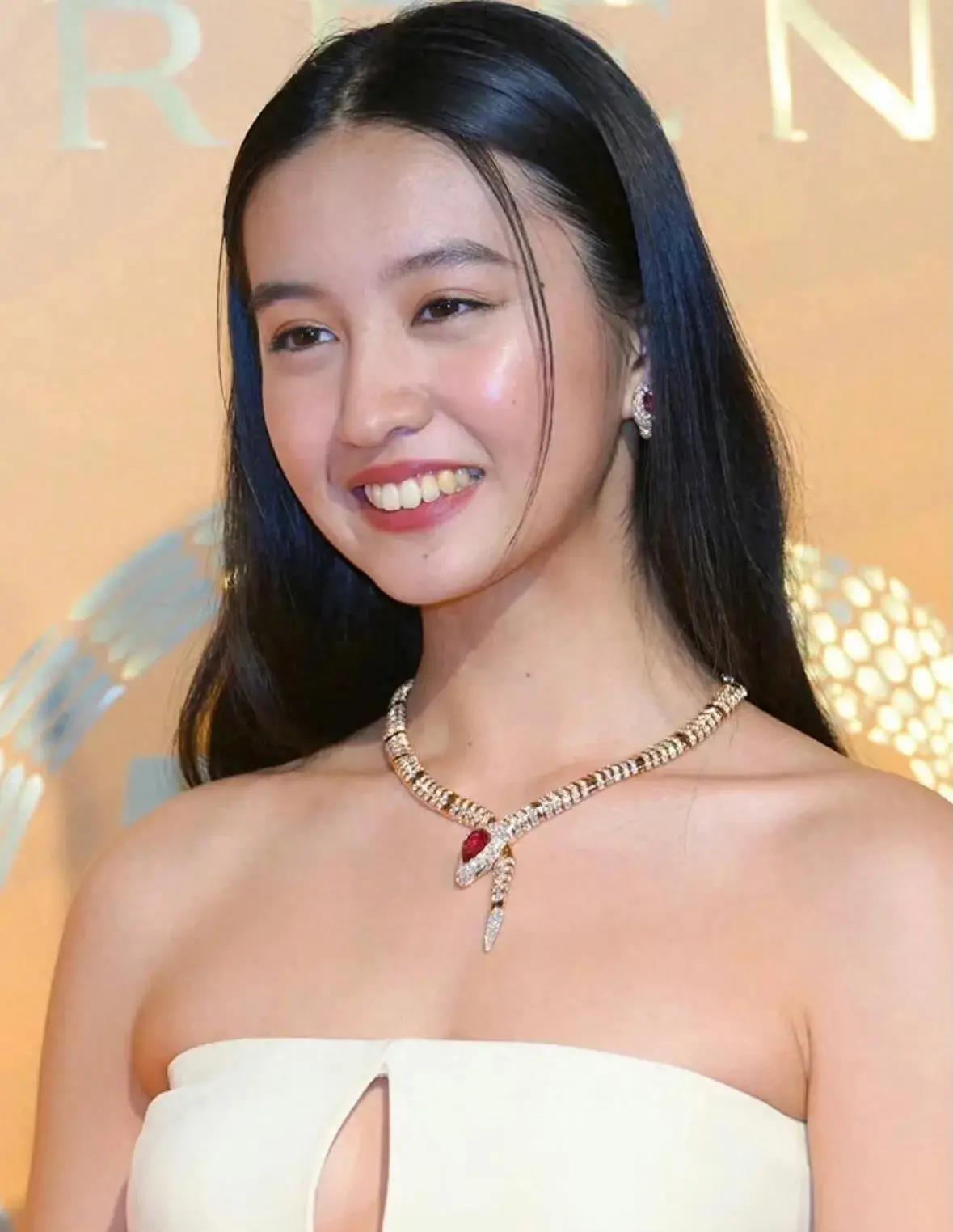 当然,日本第二代最有实力的球星不是木村拓哉之女木村光希!
