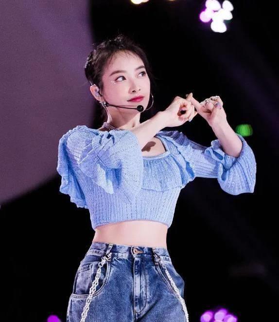 宋茜的"鲨鱼腹肌"火了!