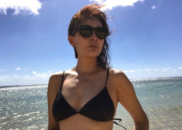 她是全国射击冠军,冯巩的媳妇,11次登电视舞台,如今男子宠上天_牛莉