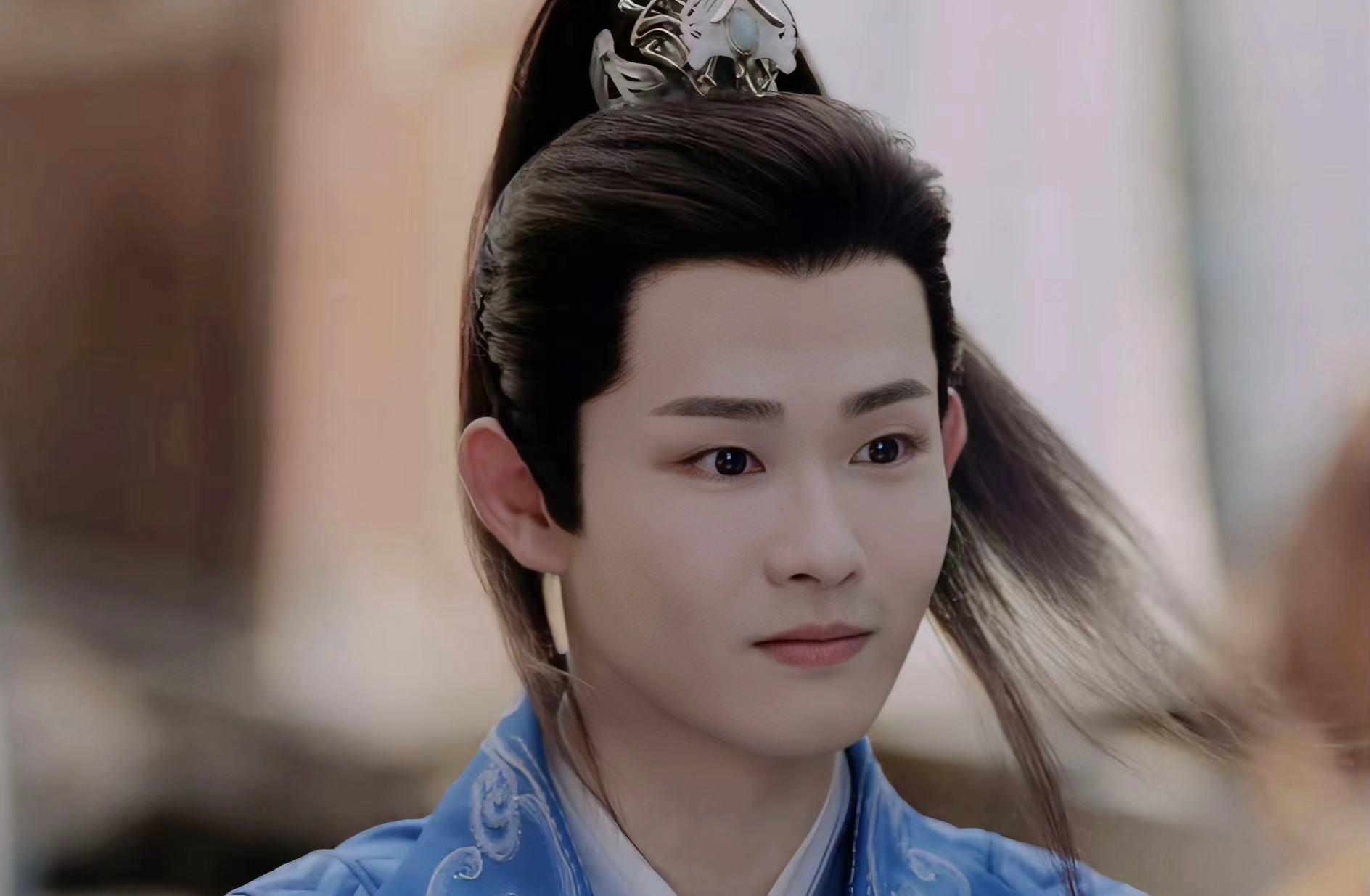 赵奂然这两年,在很多偶像剧中都出现过,除了长风渡》一念关山》,在