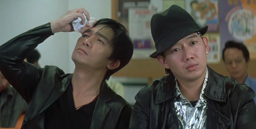 在《无间道3》的开场中,梁朝伟与杜汶泽首发出场上演了一出喜剧,可见