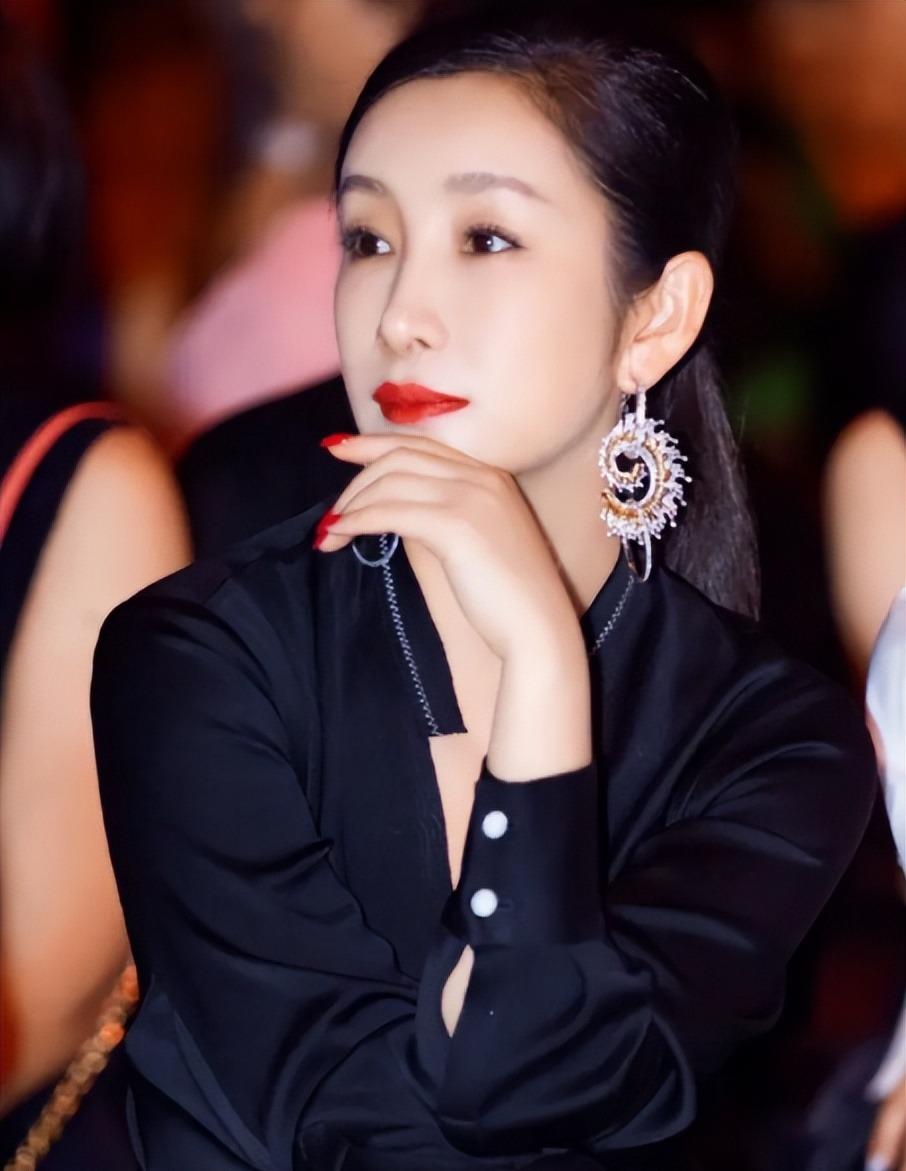 演员秦海璐:孕期一个人撑起一个家,让丧夫丧子的婆婆老有所依_李厚霖