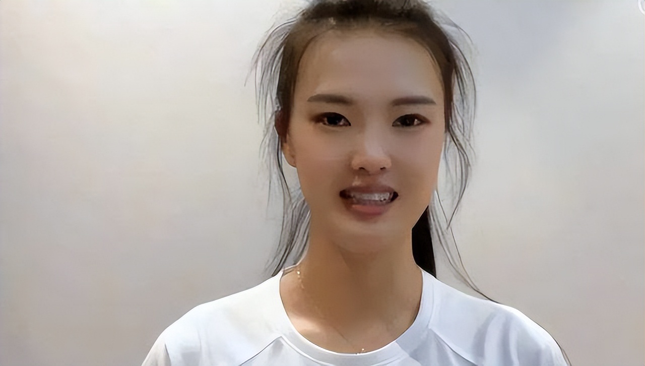 但打得再好 也要给公主张常宁让位_联赛_江苏女排_龚翔宇