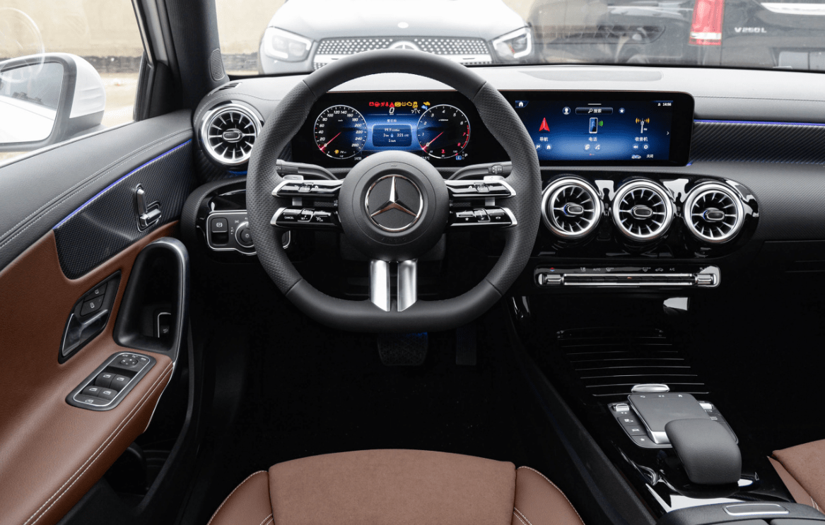 全系上涨800元 2024款奔驰a级上市 25.03万元起售