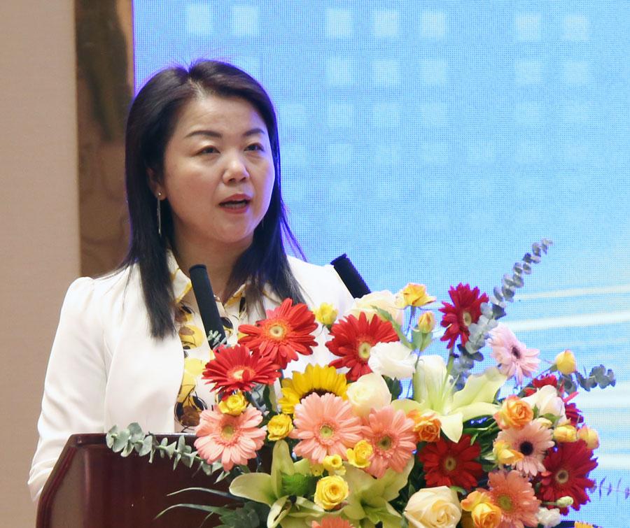 北京软件造价评估技术创新联 盟秘书长 代寒玲联盟首席专家王海青对