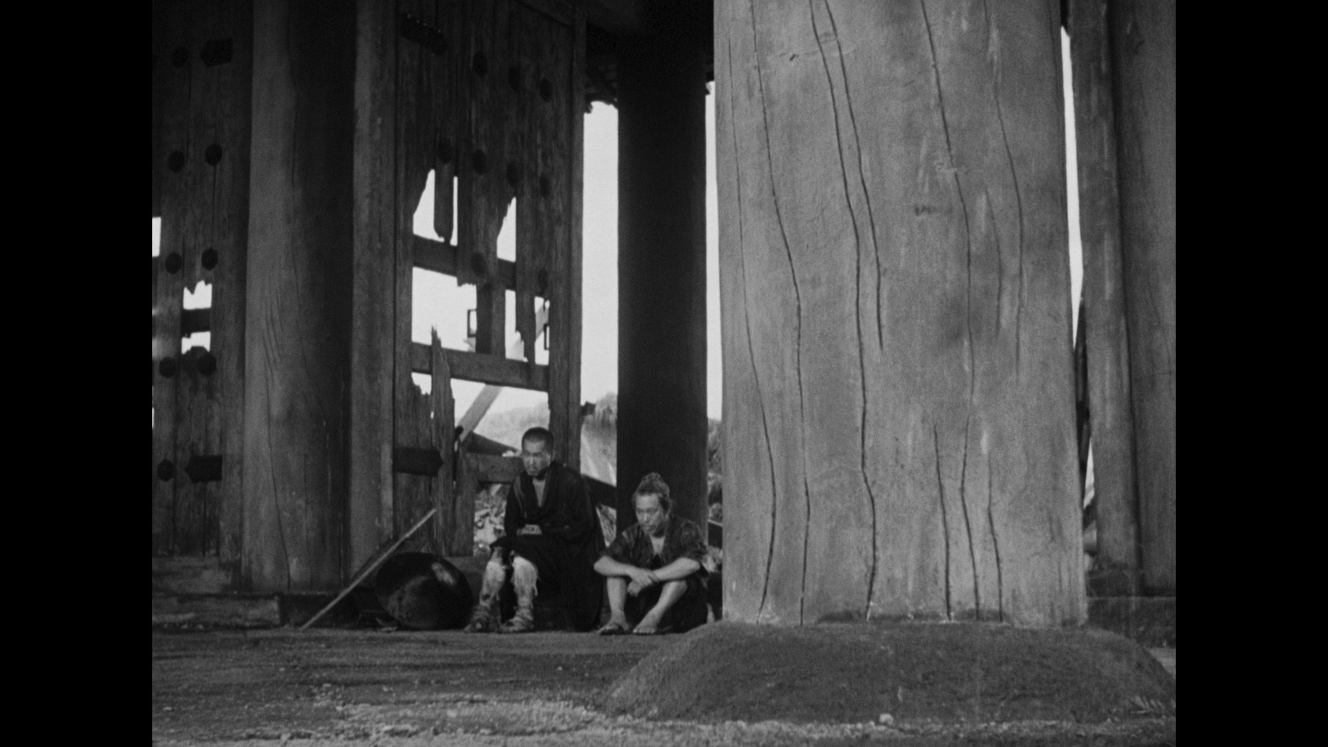 再读芥川龙之介的《罗生门》:恶劣残酷的专制社会环