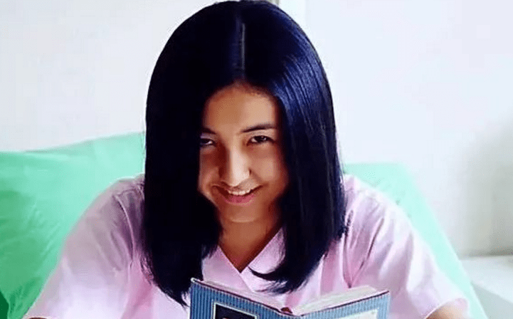 5岁成名的张子枫,因荧屏初吻上热搜,网友:实名羡慕梁靖康_因为_妹妹