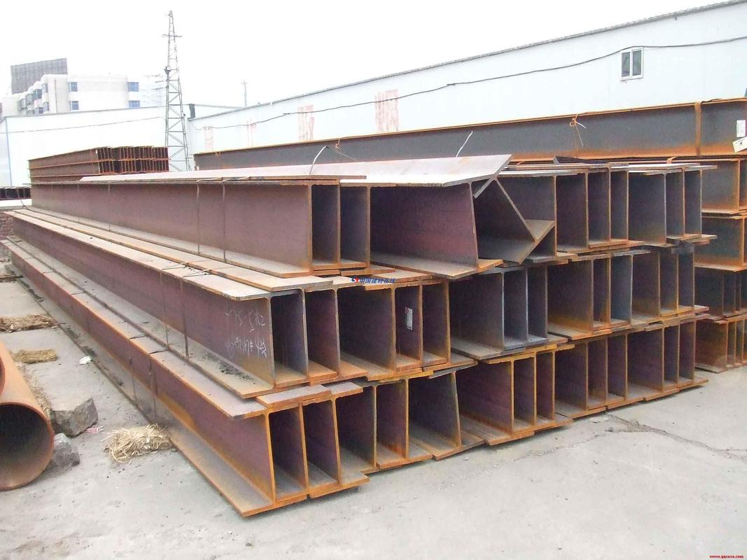 比较常见的有方钢,圆钢,扁钢,角钢,六角钢等,异型钢常见的有工字钢