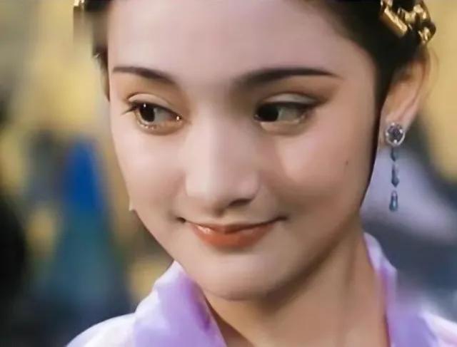 娄艺潇_杨紫_黄奕