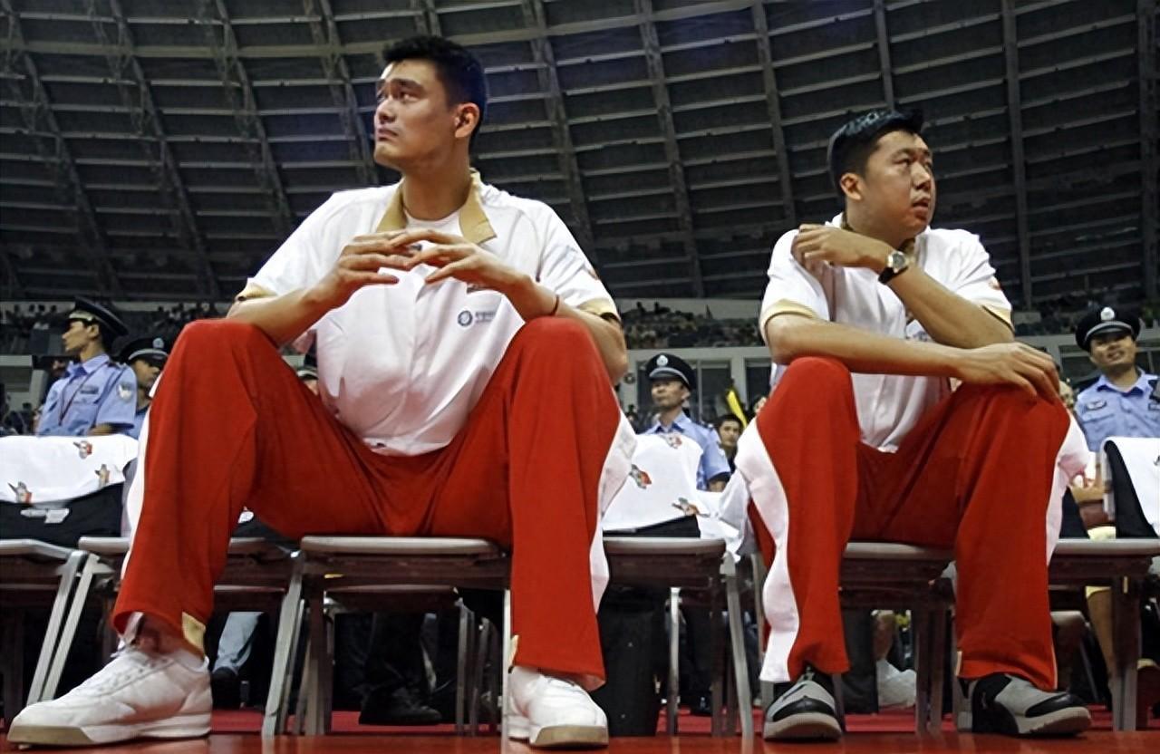 cba国内球员历史最佳首发,朱芳雨改位置,三号位竞争最为激烈_姚明