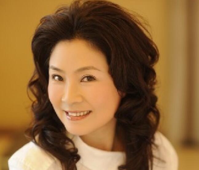上过两次舞台,如今年近60默默无闻_闫淑萍_表演_二人转