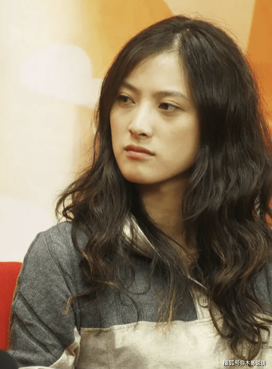 隋俊波:错过靳东,转身嫁给父亲看准的女婿,43岁被婆家宠成公主_毕业