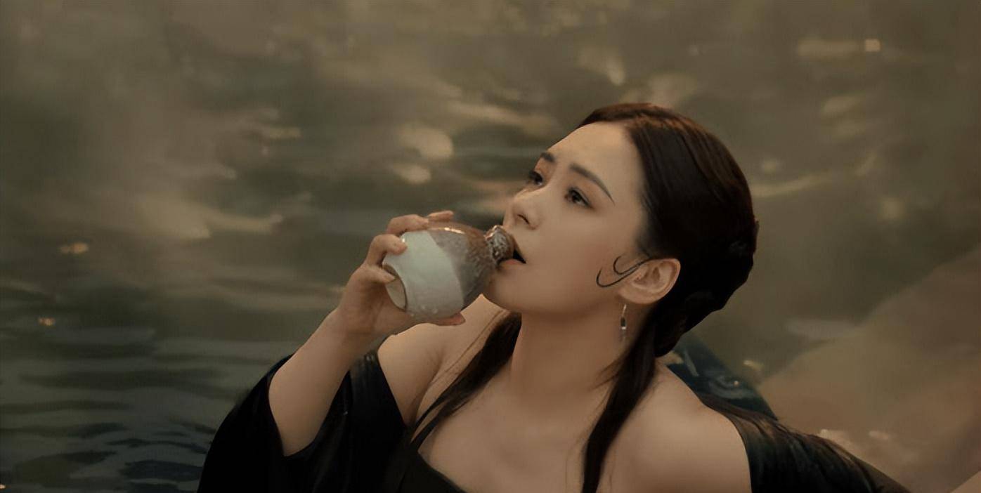 8版"青蛇"差距大,阿sa最可爱,阿娇最呆板,张曼玉最难超越_角色_白素贞