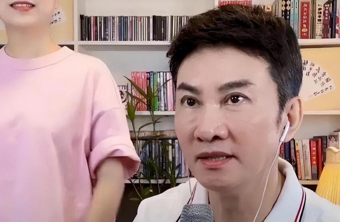 善恶到头终有报,56岁歌手江涛,终于为自己的"整容"付出了代_社会_明星