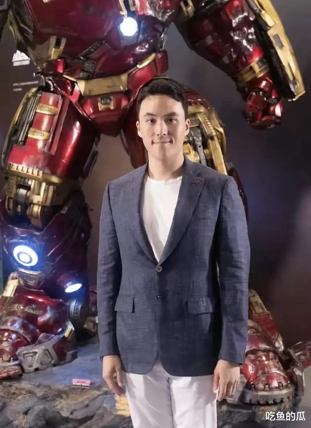 自己创业不靠家里,已持续7年,陈婉珍太会教娃_何猷君_低调_事业